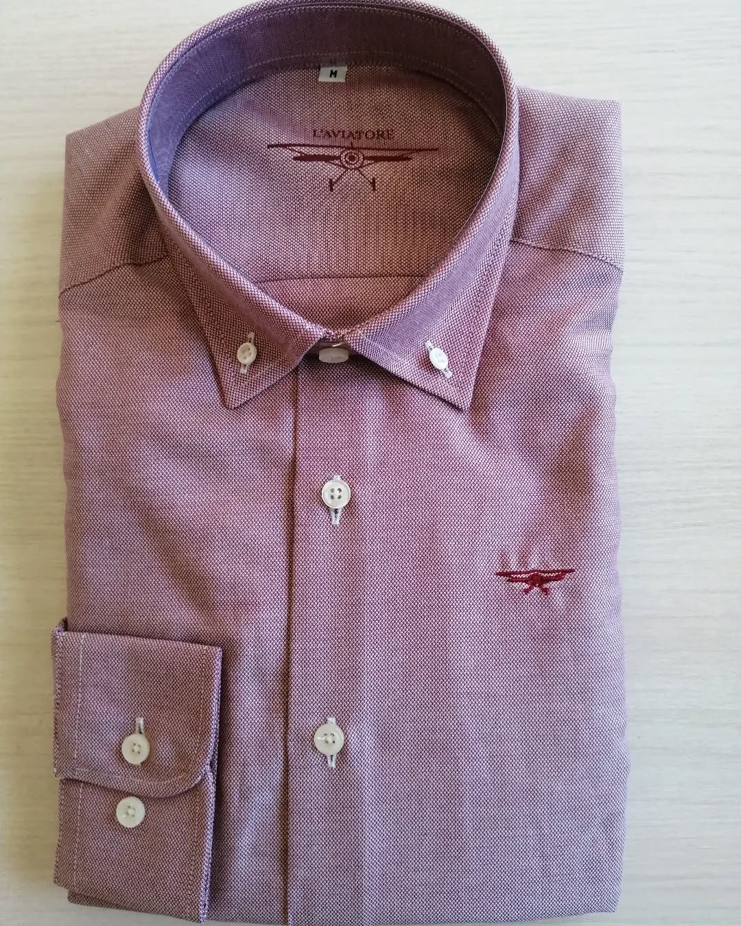 Camisa burdeos apagado